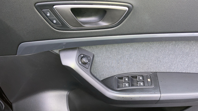 SEAT Ateca 1.5 TSI EVO SE Technology 5dr DSG Petrol Estate